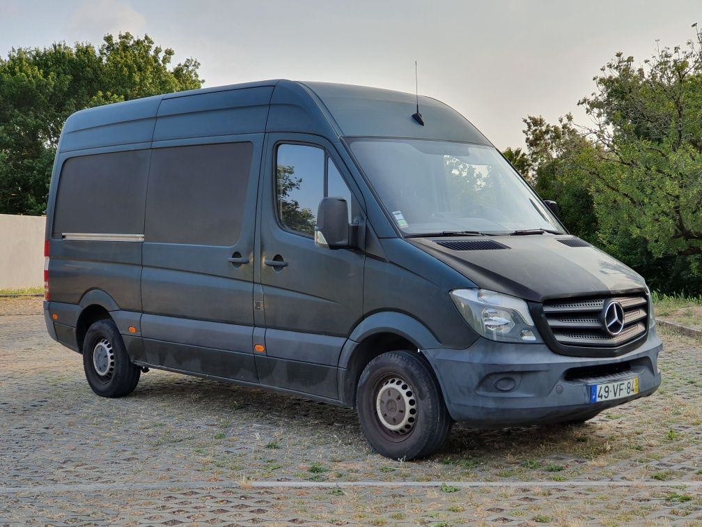 Mercedes Sprinter 188.000 km Cx Isotérmica c/Prateleiras Junho 2015