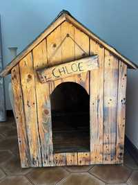 Casa para cachorro em madeira
