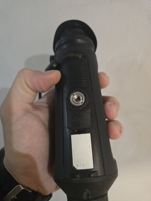 монокуляр AGM Taipan TM25-384.