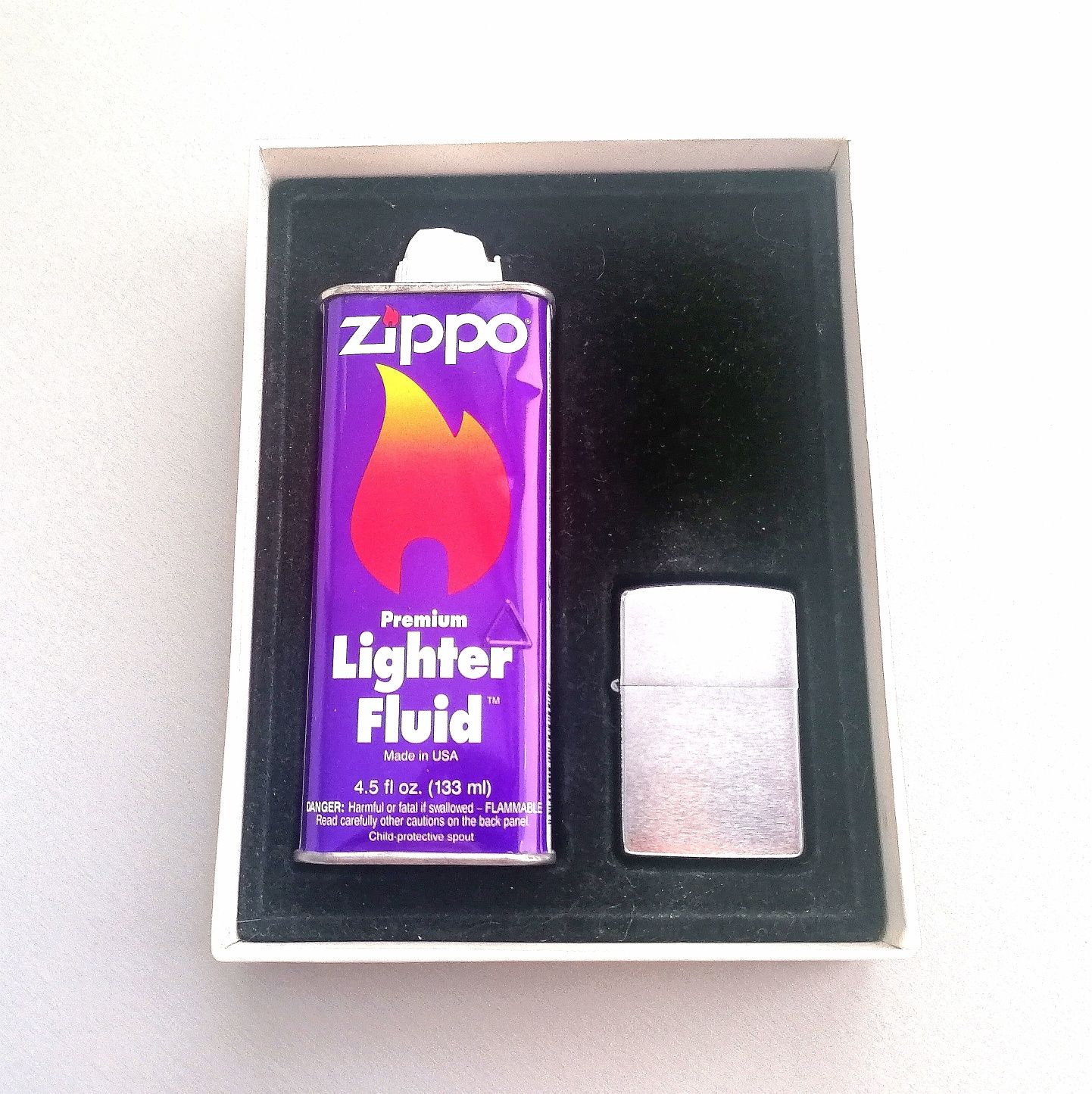 Giftbox Zippo Brushed Chrome z 1992 roku