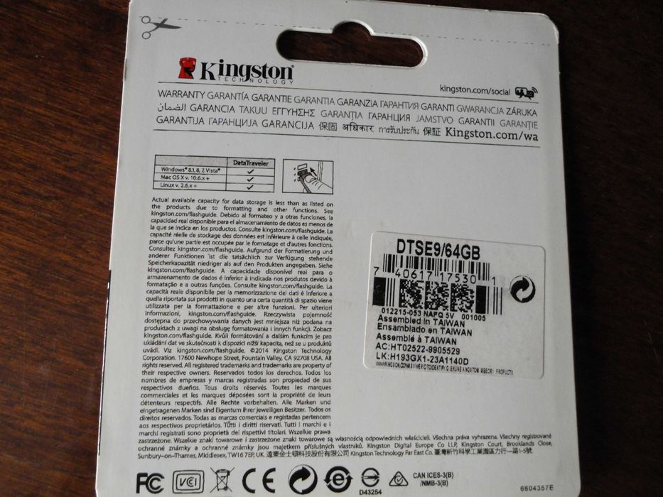 Флешка Kingston DataTraveler SE9 64Гб