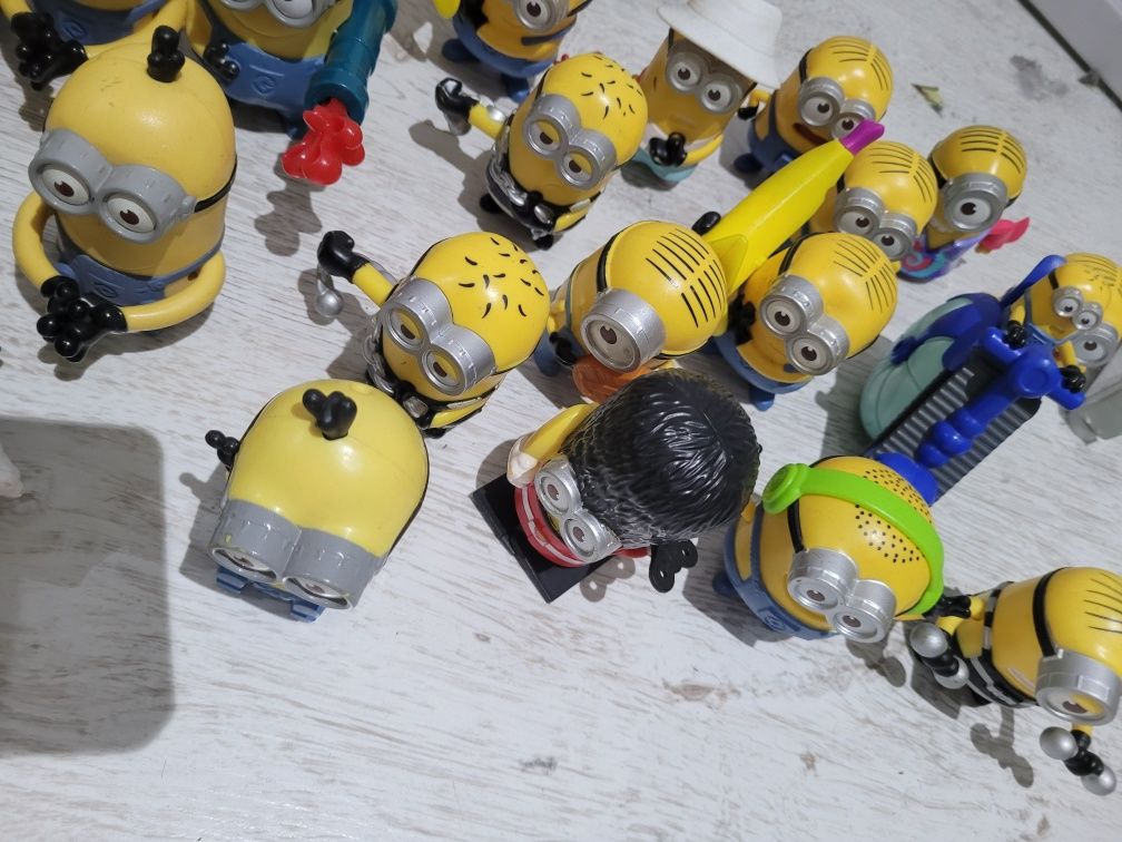 Zabawki minionki  zestaw używany