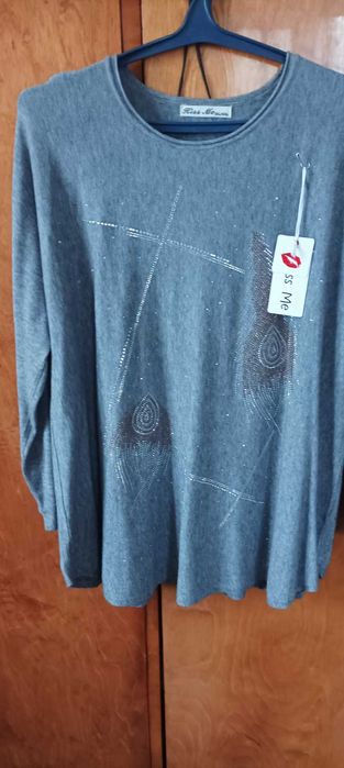 Новая  женская   кофта .