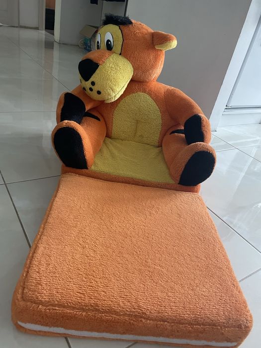 Rozkładany pluszowy fotel Tygrys