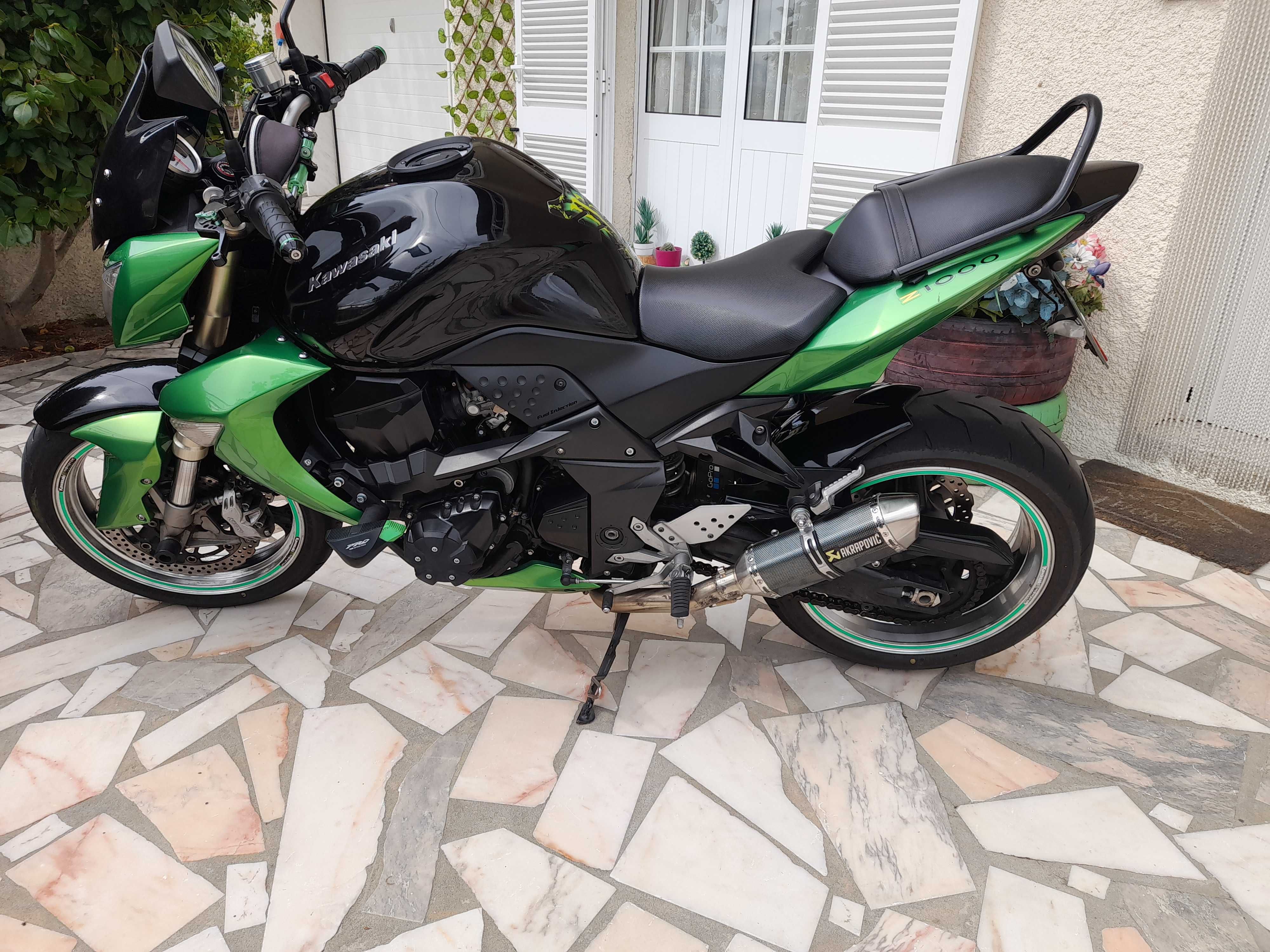 Kawasaki z 1000.