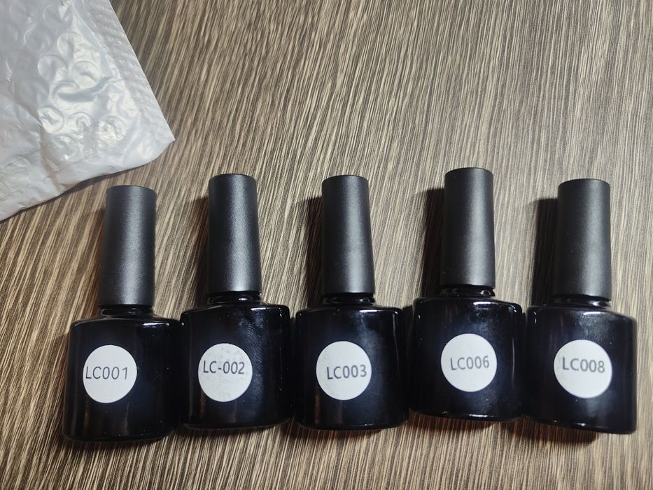 Lakier do paznokci efekt kocie oko 9D 5szt 8ml O591