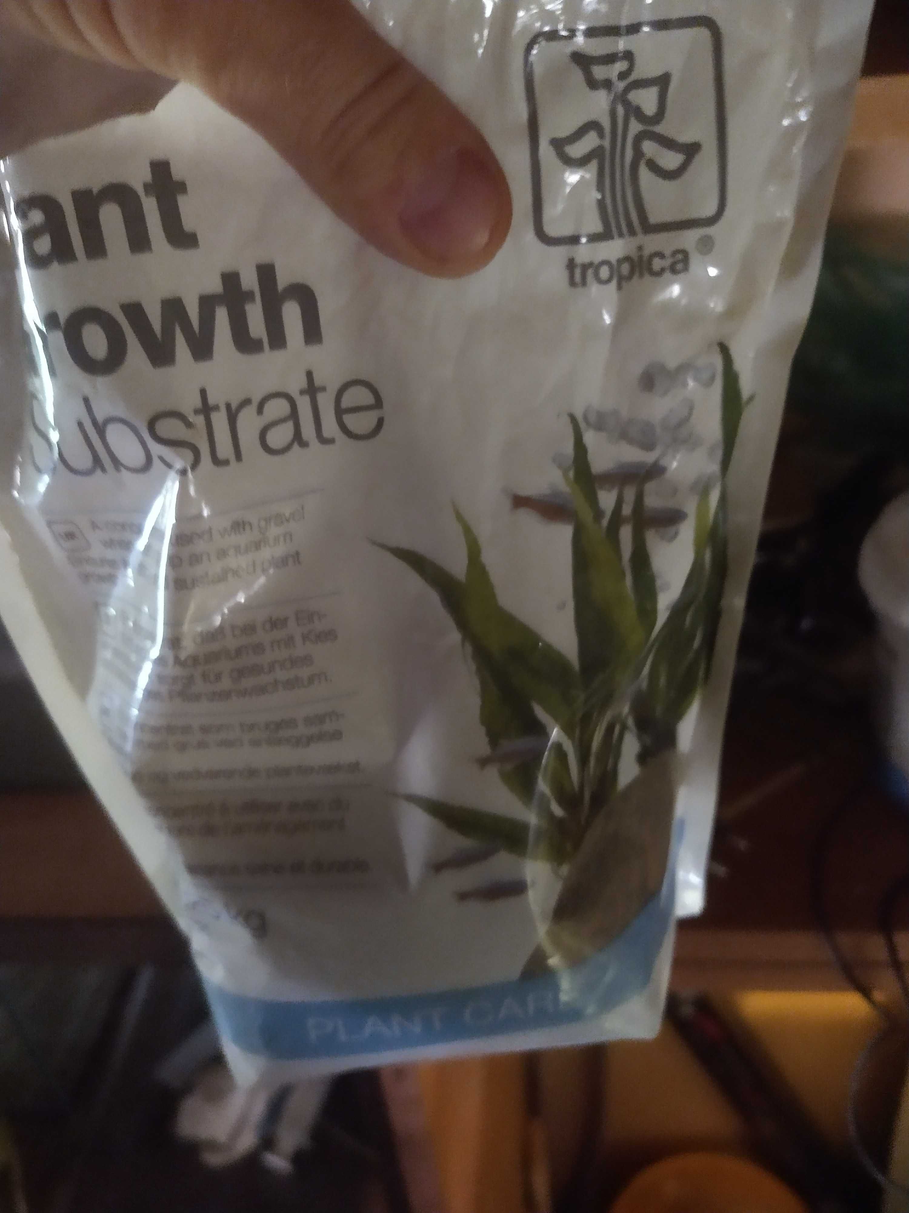 Substrate plant growth. Dla roślin akwariowych.
