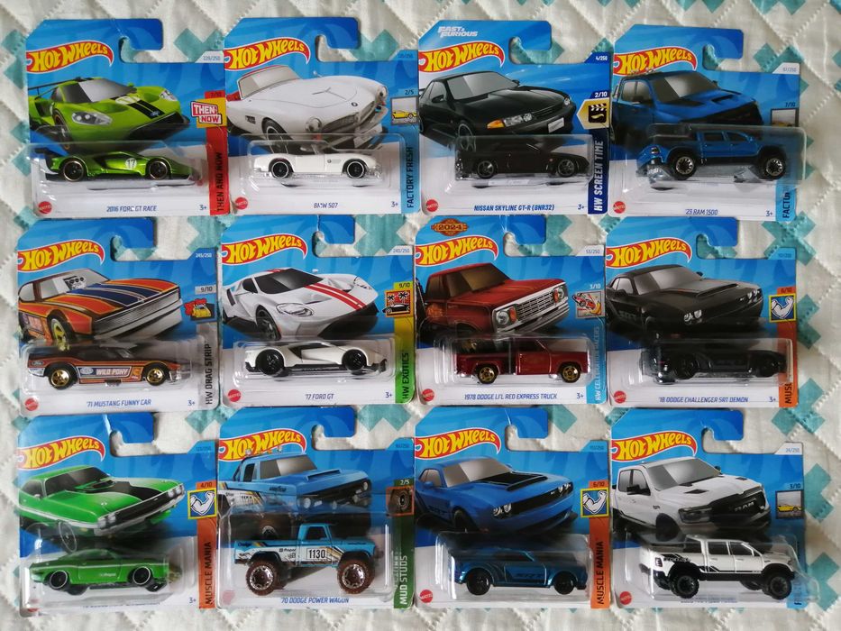Hot wheels novos