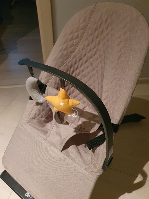 Bujak Bujaczek Kinderkraft jak babybjorn