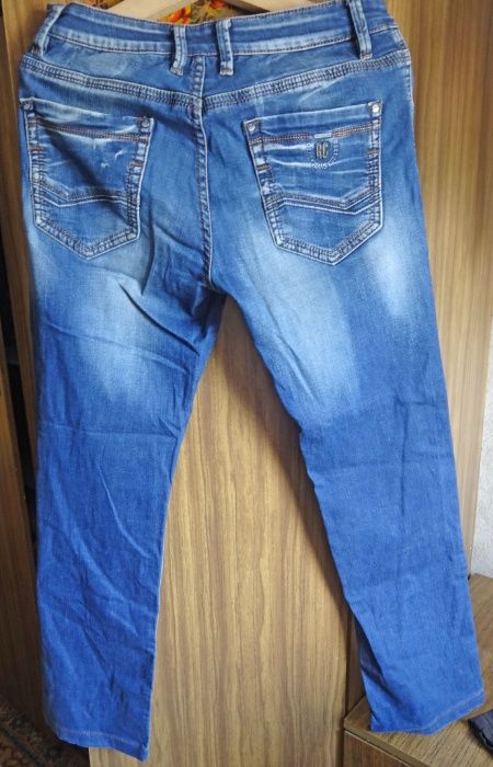 НОВЫЕ джинсовые штаны фирма RACING CAR JEANS размер XL