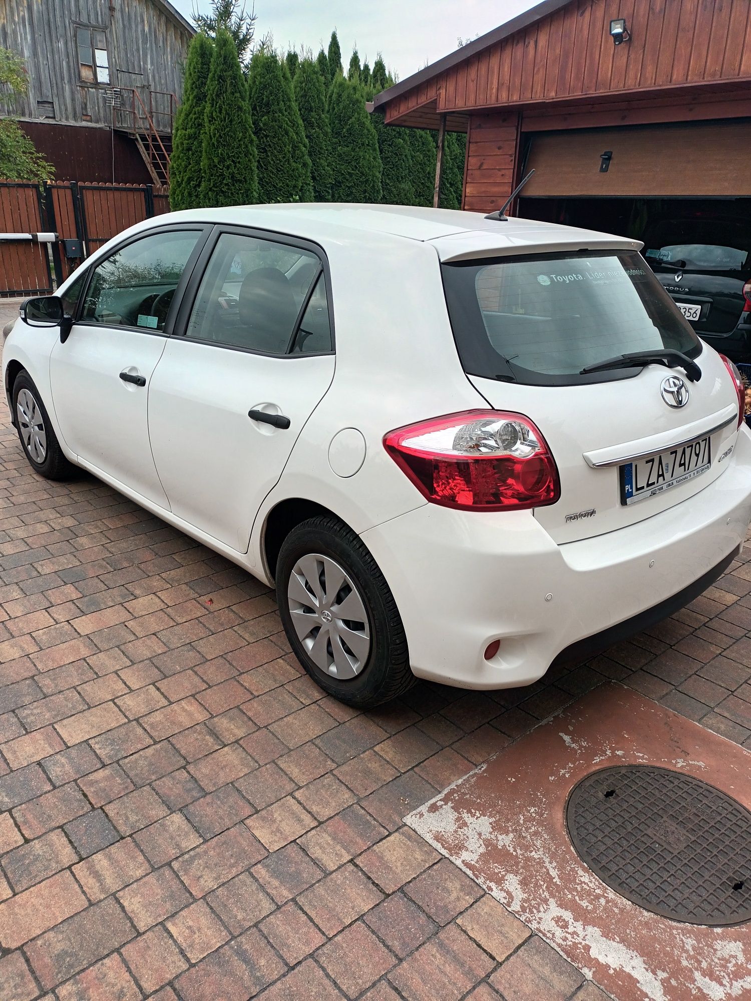 Toyota Auris 1.4D 2012r