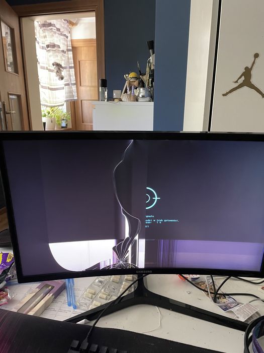 Uszkodzony monitor Samsung Odyssey CRG5