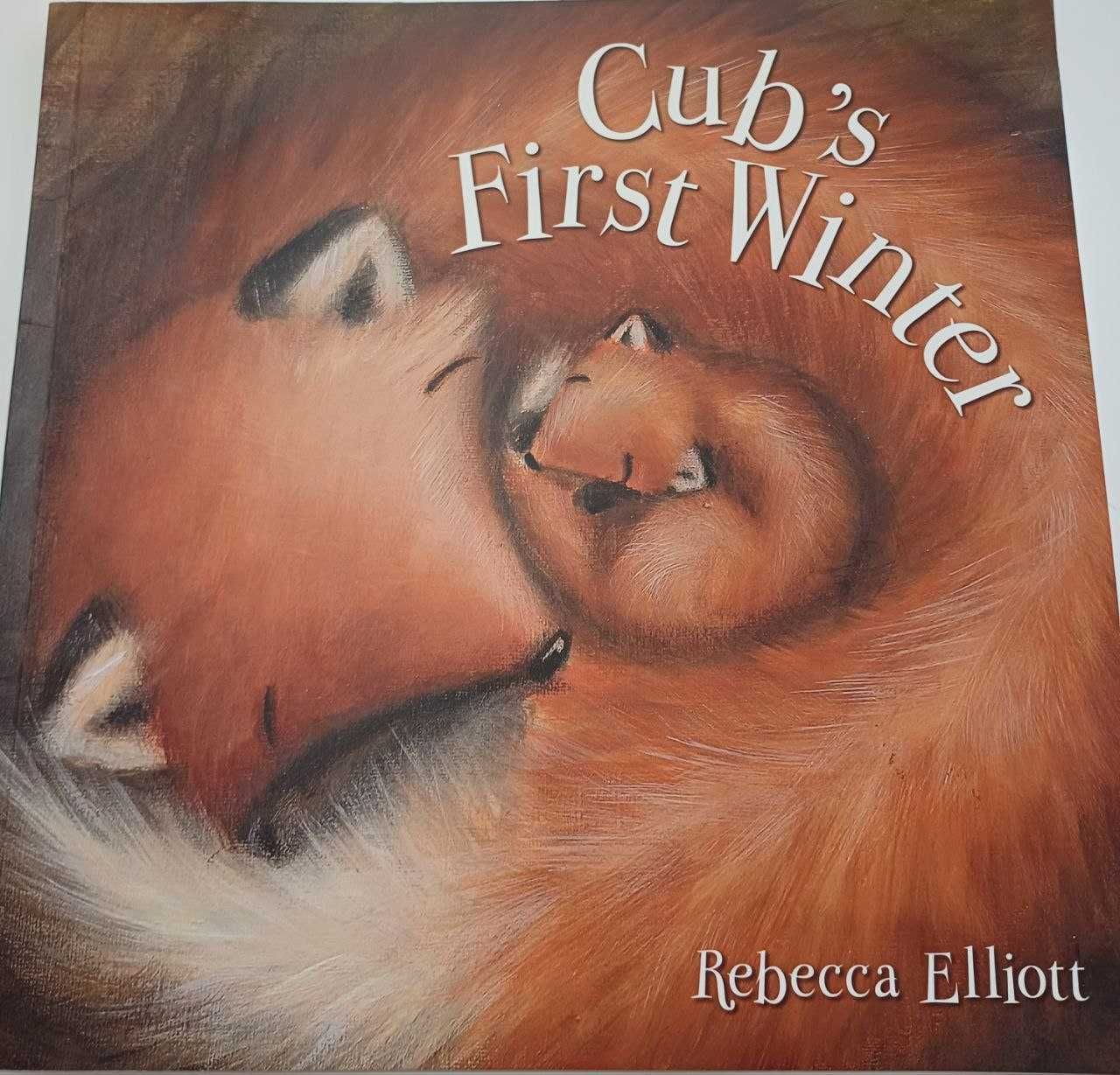 Книжка дитяча англійською Cub's First Winter