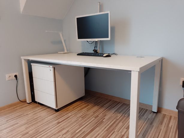 Białe biurko i kontenerek Mikomax 160x80cm
