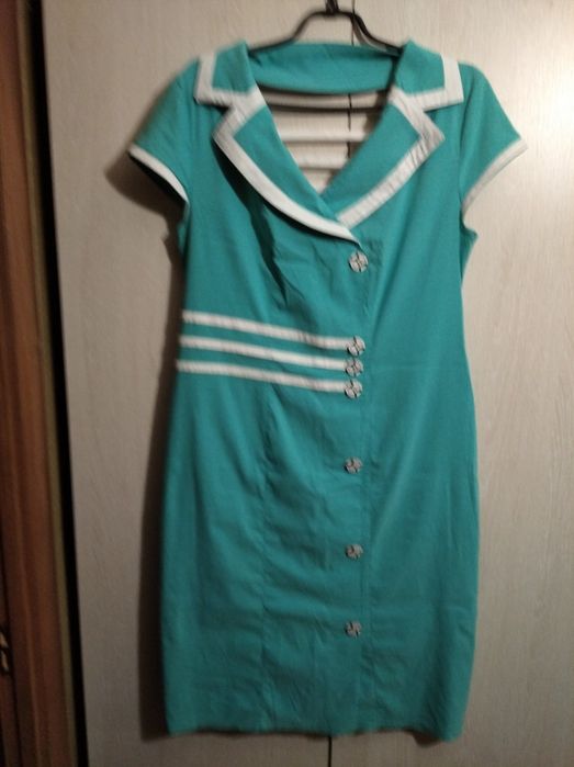 Плаття смарагдове