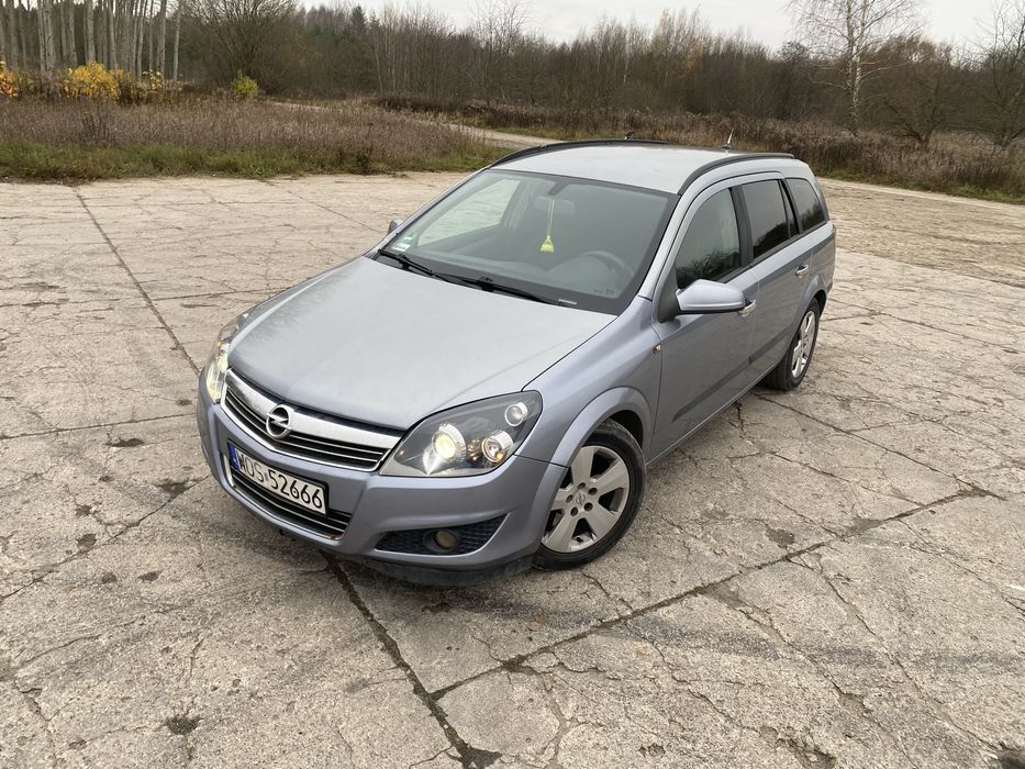 Opel Astra H 1.9 CDTI 150 Koni 6-skrzynia hak 270 tys przebiegu