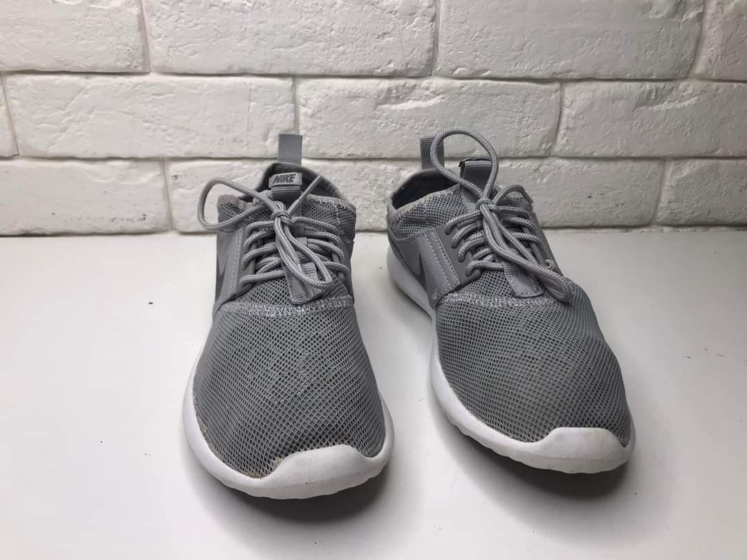 Buty sportowe Nike Rozmiar 38  Brak wkładek