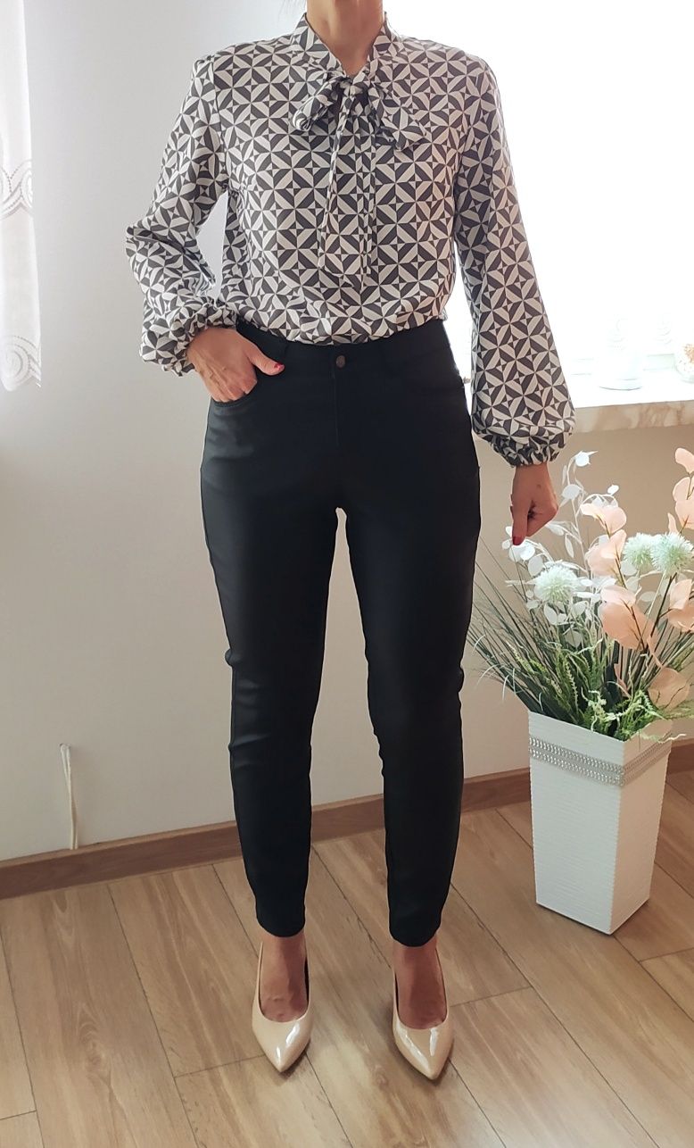 Spodnie woskowane skóra ekologiczna 36 S czarne slim rurki skinny