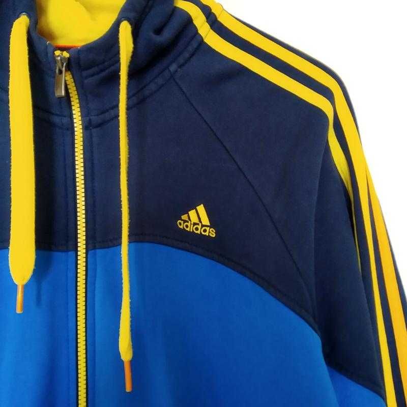 Adidas чоловіче худі  розмір М