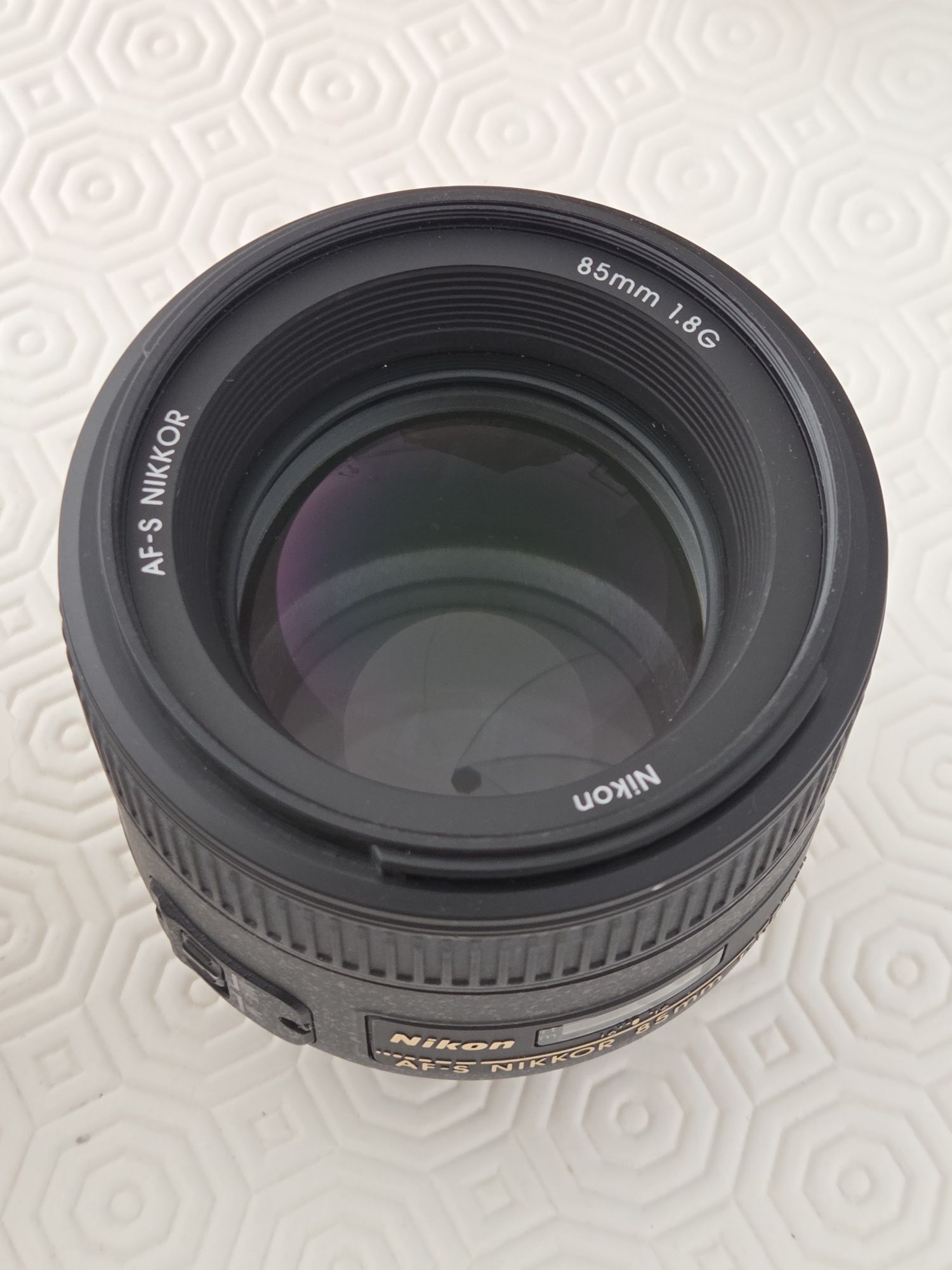 Objetiva Nikon AF-S 85mm 1.8G