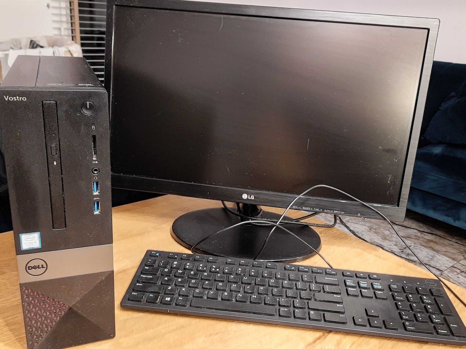 Komputer Dell, monitor, klawiatura