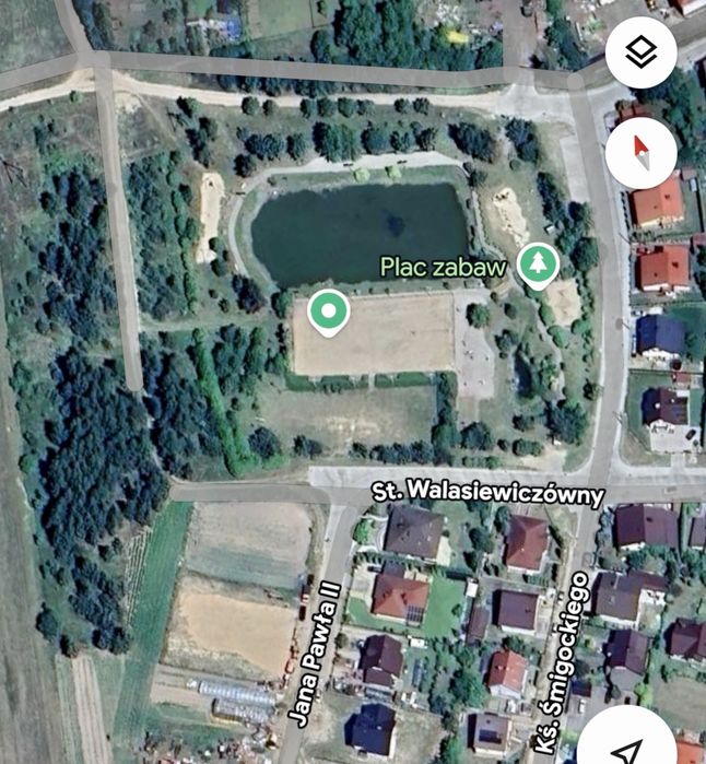 Nieruchomość niezbudowana/ teren zabudowy mieszkaniowej jednorodzinnej