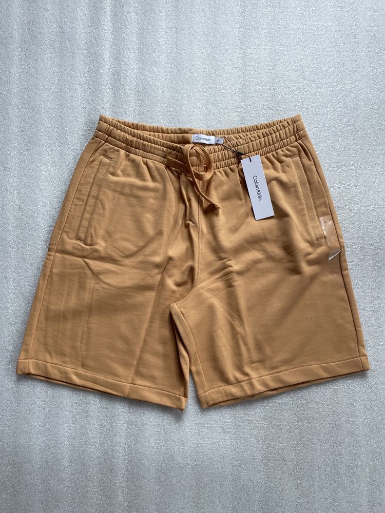 Новые шорты calvin klein (ck standard logo clay shorts ) с америки m,l