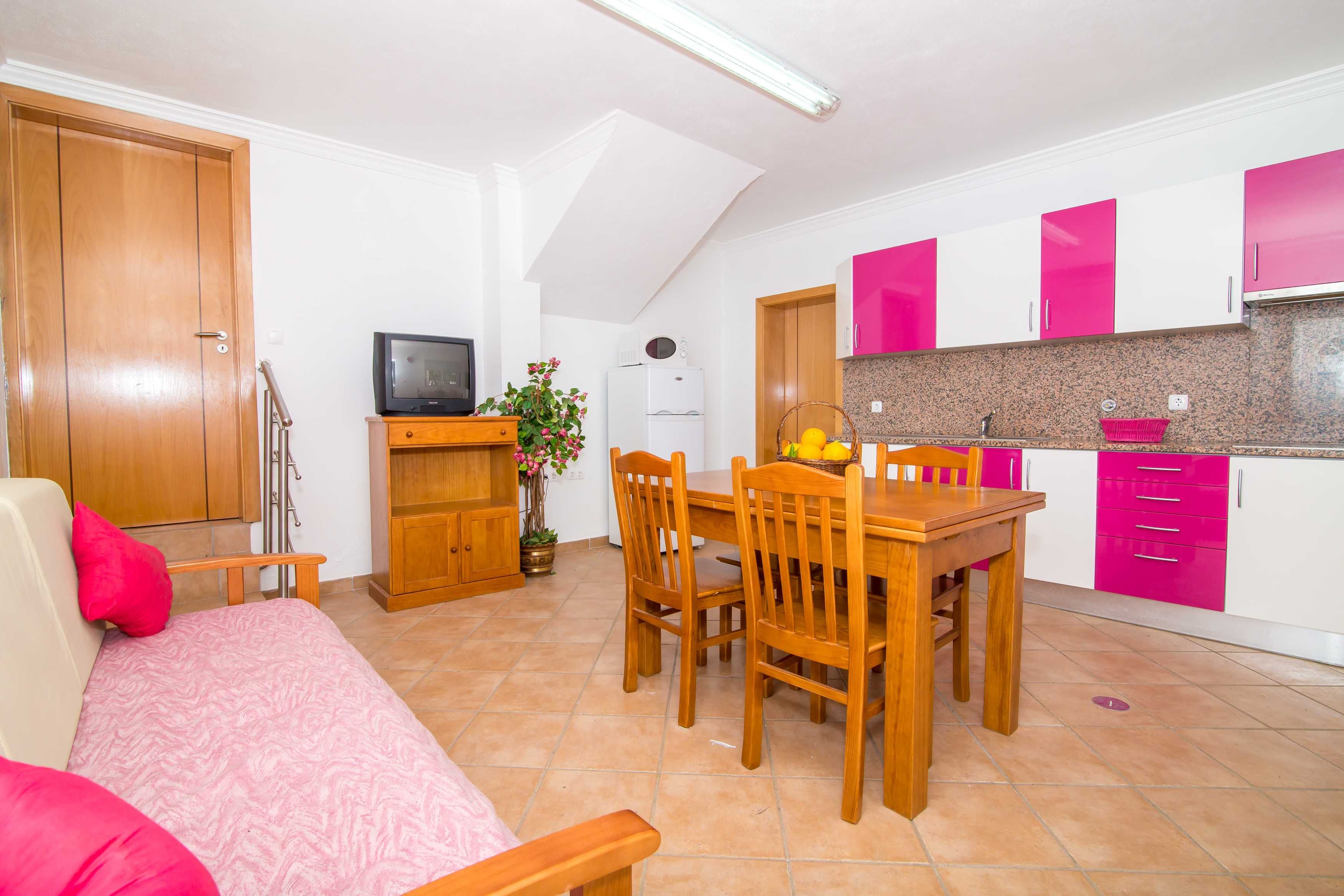 Casa com piscina a 10 min das melhores praias