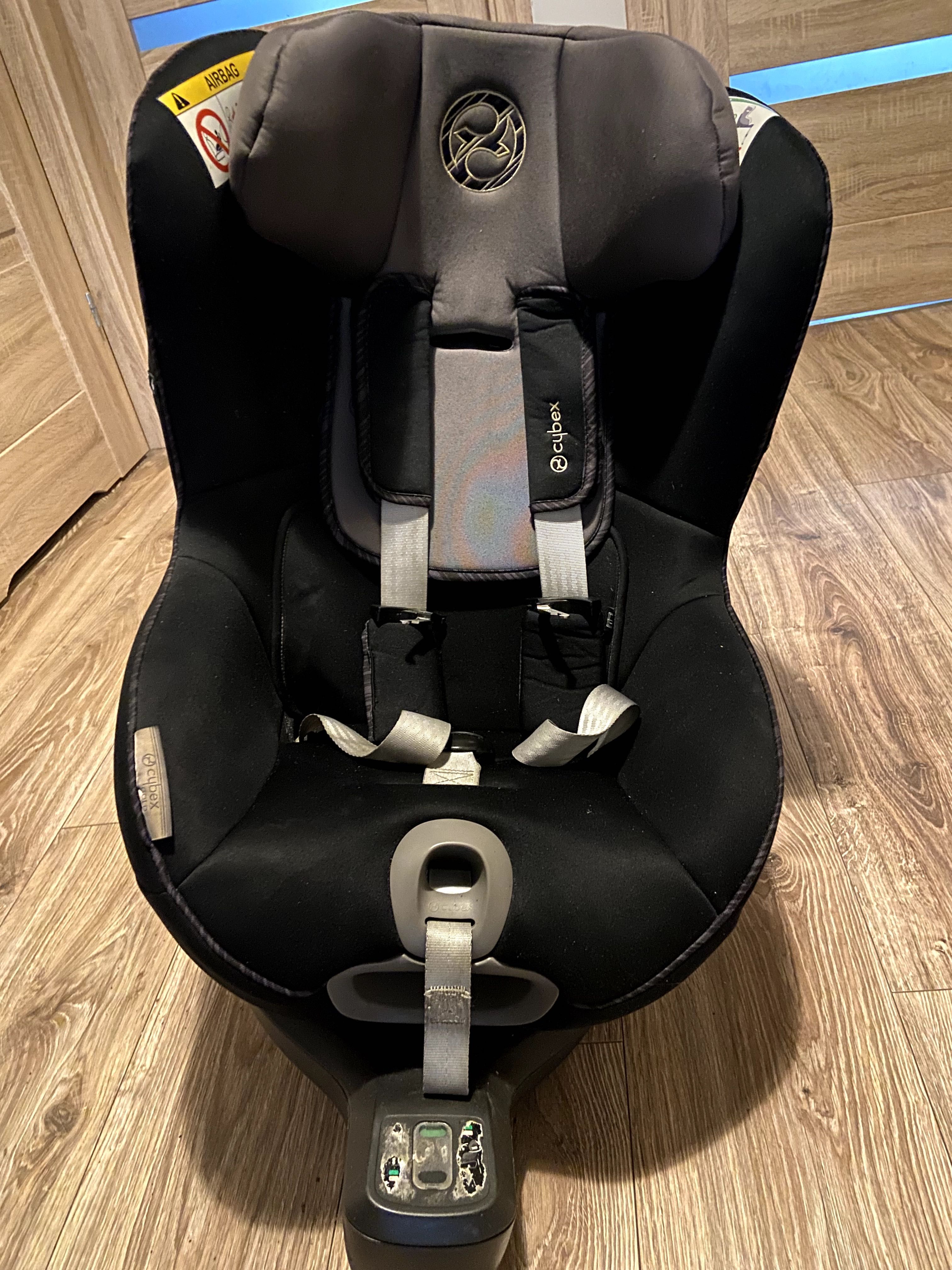 Fotelik Cybex Sirona S i-Size obrotowy z bazą Isofix