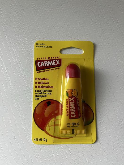 Pomadka carmex mango