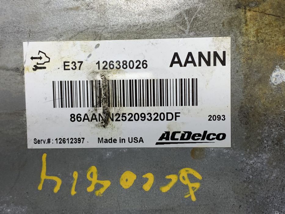 Блок управления двигателя на Chevrolet Malibu 2.4L  E37  12638026