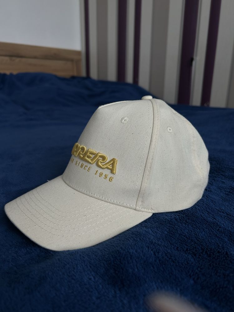 czapka z daszkiem Carrera