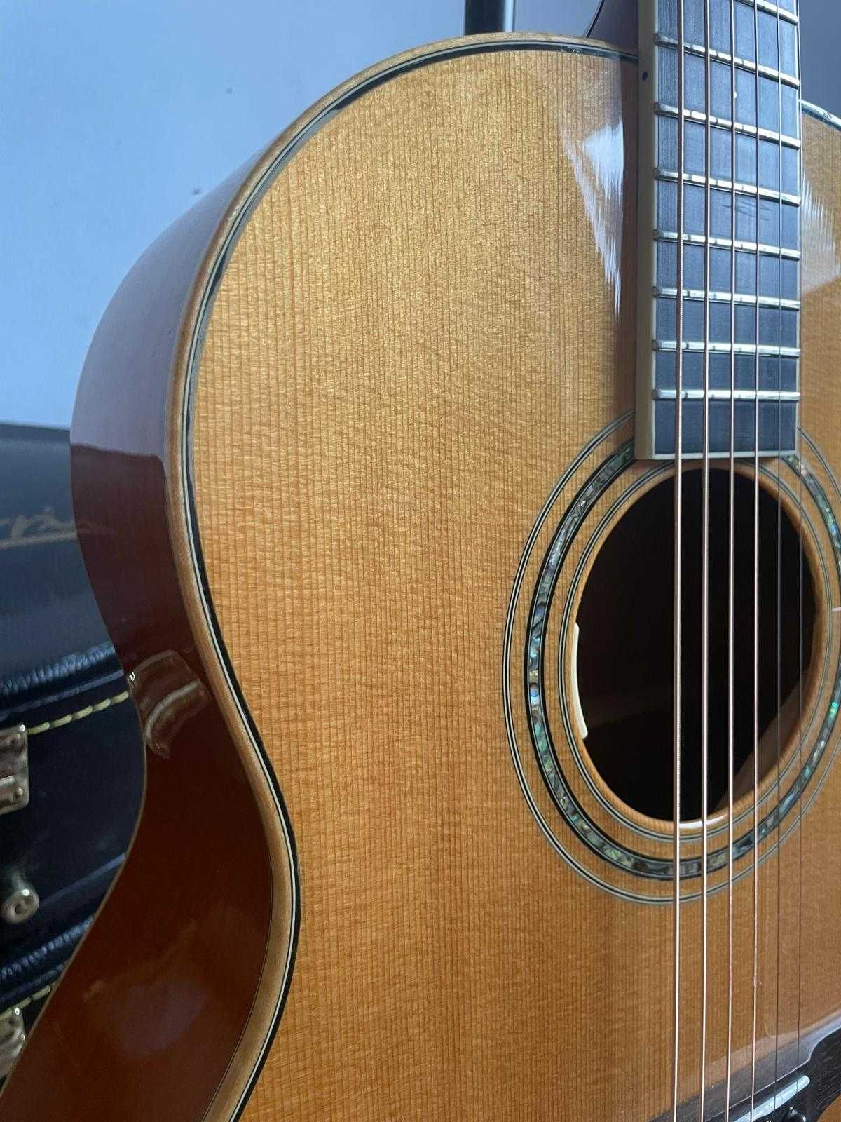 Gitara akustyczna Larrivee L-05 USA z 2002 r.