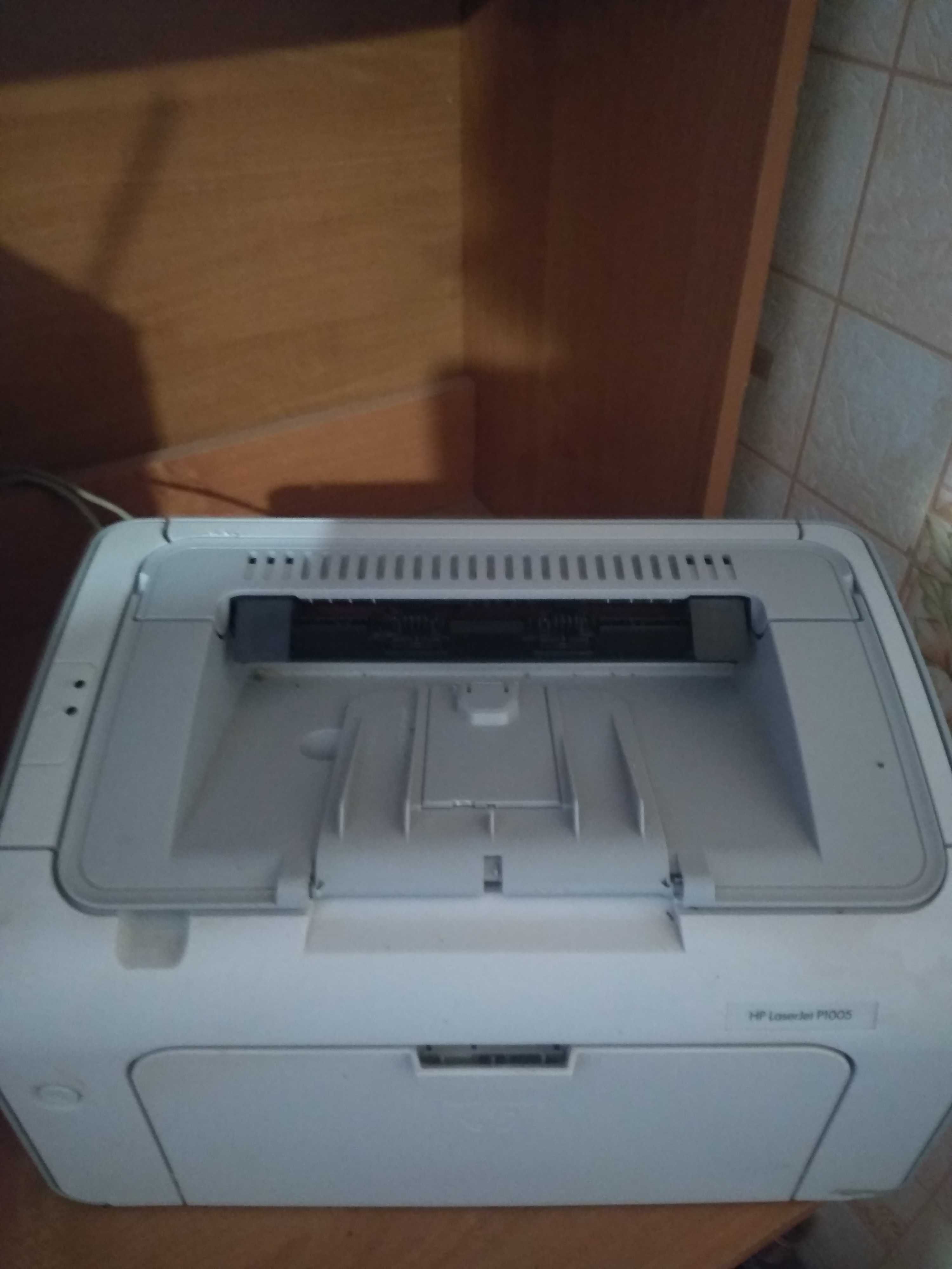 Принтер HP LaserJet P1005