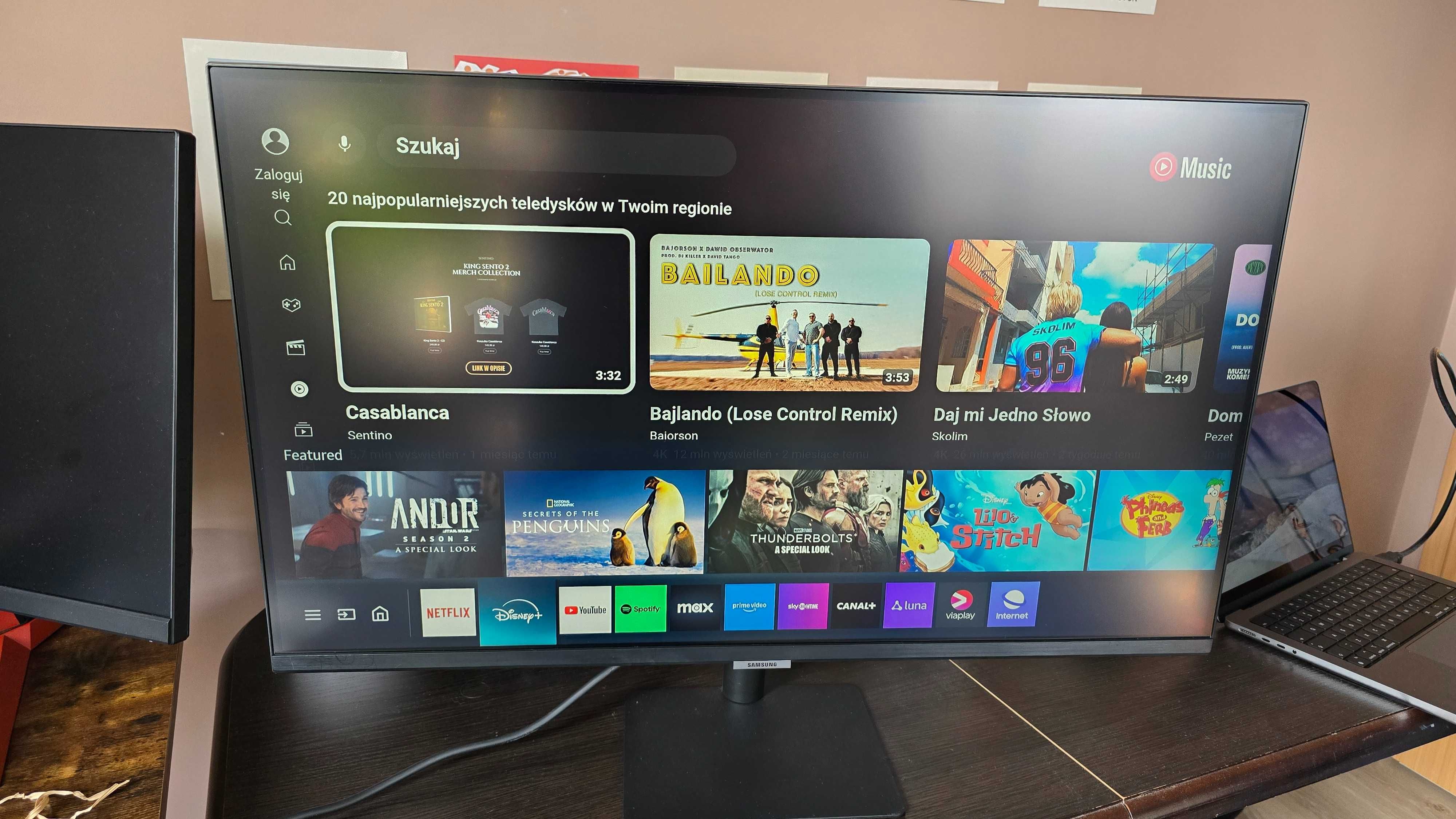 Monitor Samsung M7 Smart TV 32 cale 4K UHD 3840 x 2160