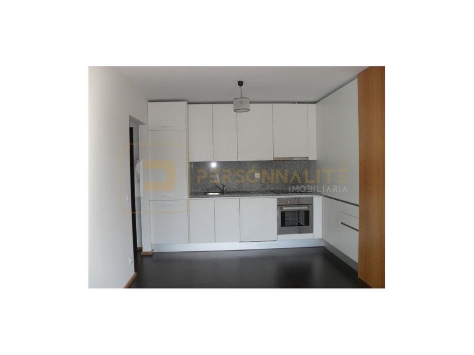 Apartamento T1 junto a Universidade