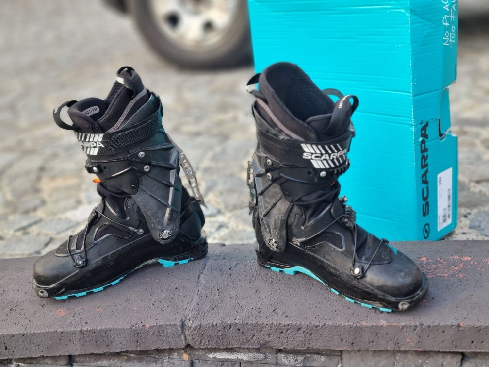 Buty skiturowe Scarpa F1 XT używane 250mm