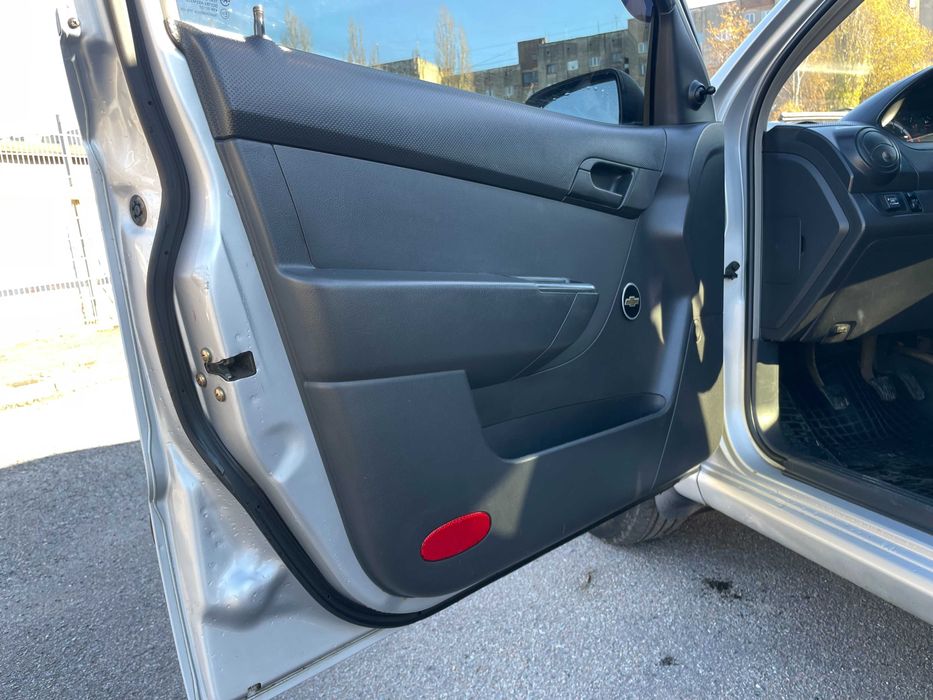 Chevrolet Aveo T250, Шевроле Авео 1.5, газ/ бензин, власник 5 років