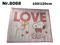 Nowy dywanik dziecięcy z motywem Snoopy nr.8068