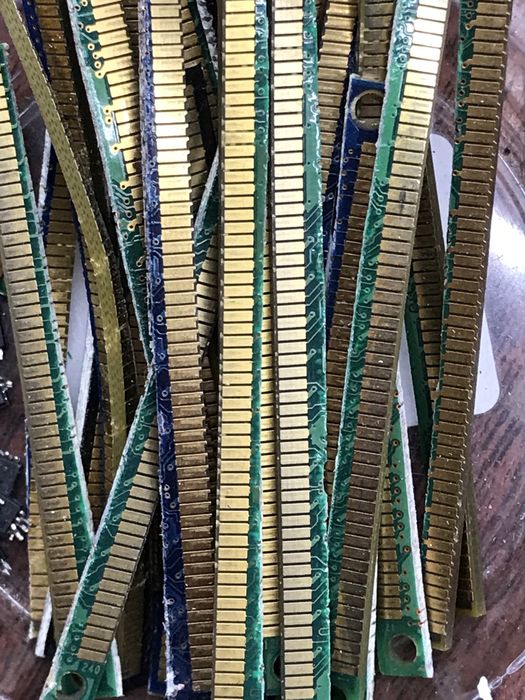 Ламєлі з планок Памяті жовте покриття та інші матеріали на афінаж