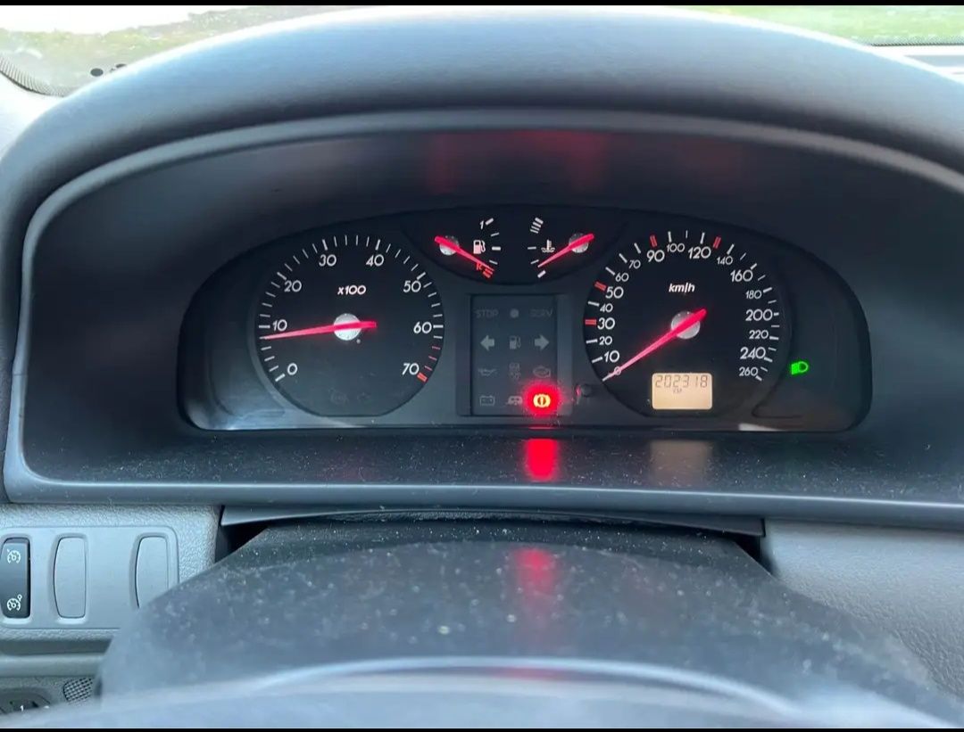 2004 Renault Laguna
