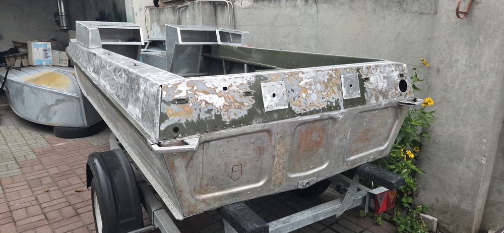 Казанка 5м Honda bf50 инжектор + лафет