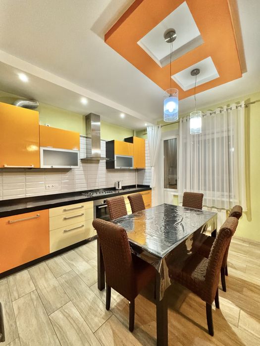 Новобудова! 3-кімн. квартира з меблями і технікою