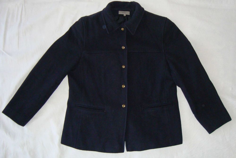 Полупальто деми,  Marks&Spenser  размер 16(44) – идет на 50+. Обмен