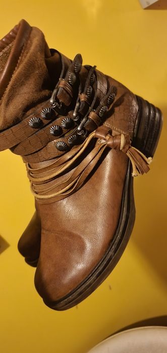 Ocieplane buty damskie 37