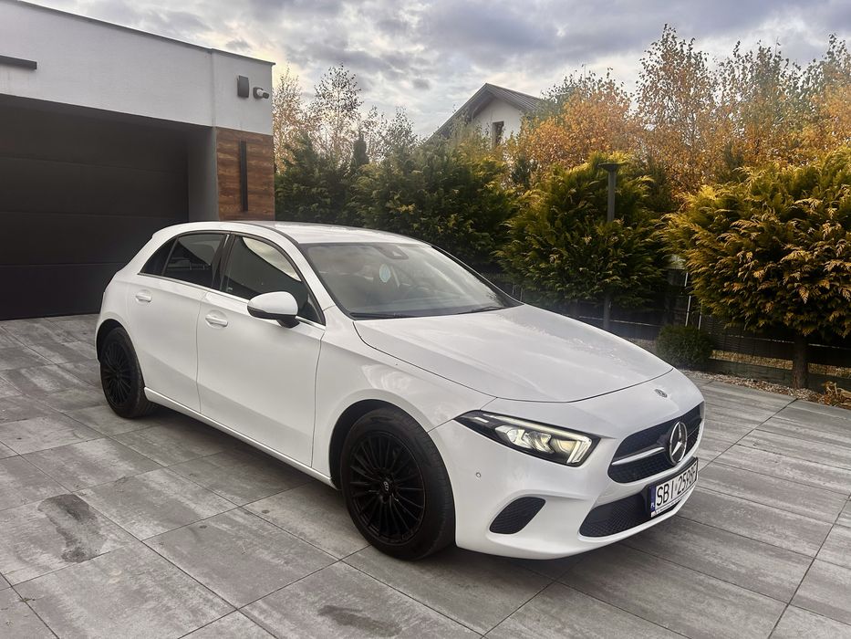 Piekny Mercedes A klasa Automat2018 r disel  podsufitka Black