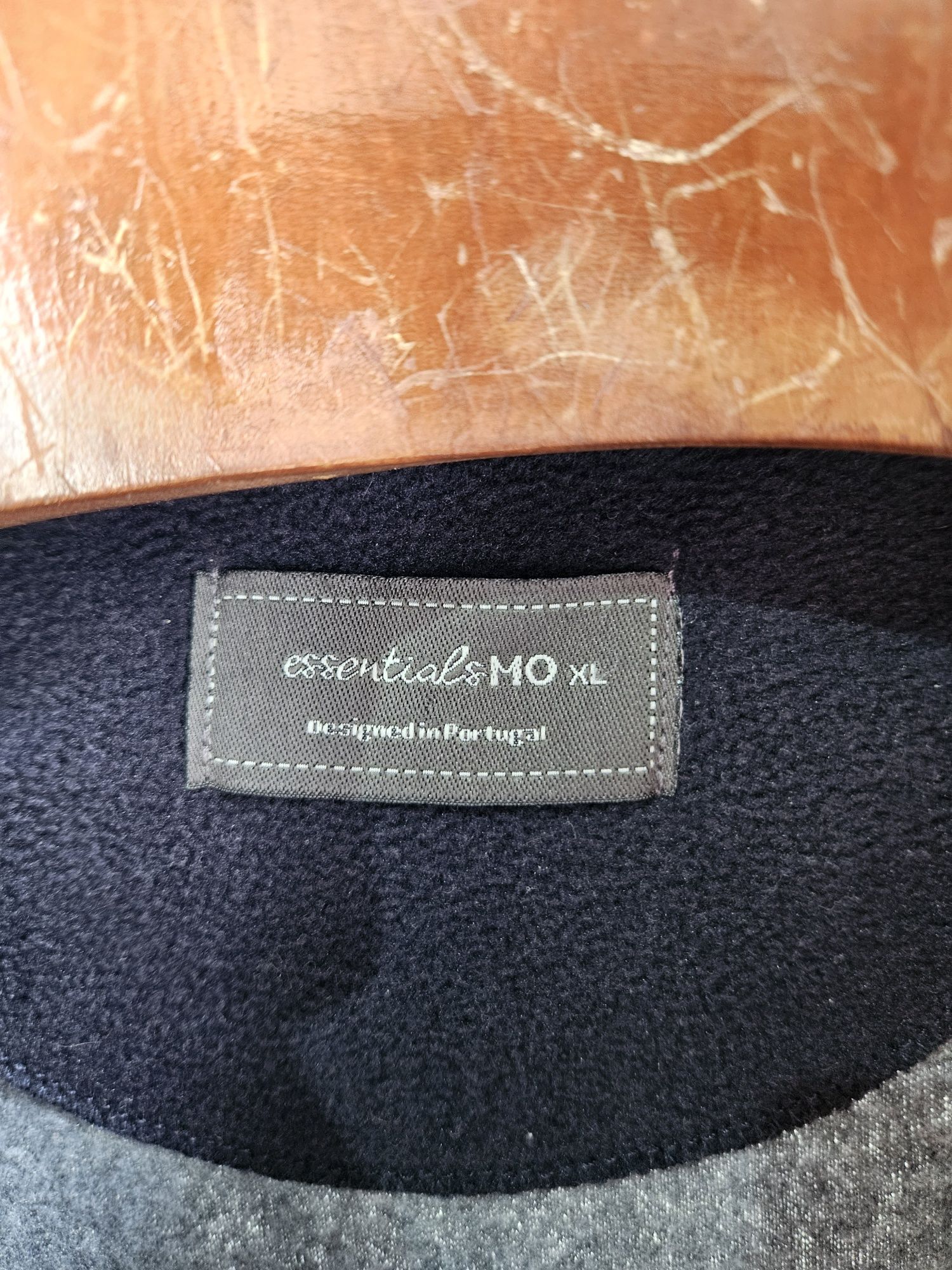 Camisola XL marca MO
