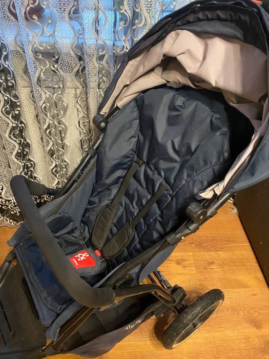 Прогулянкова коляска Phil & Teds