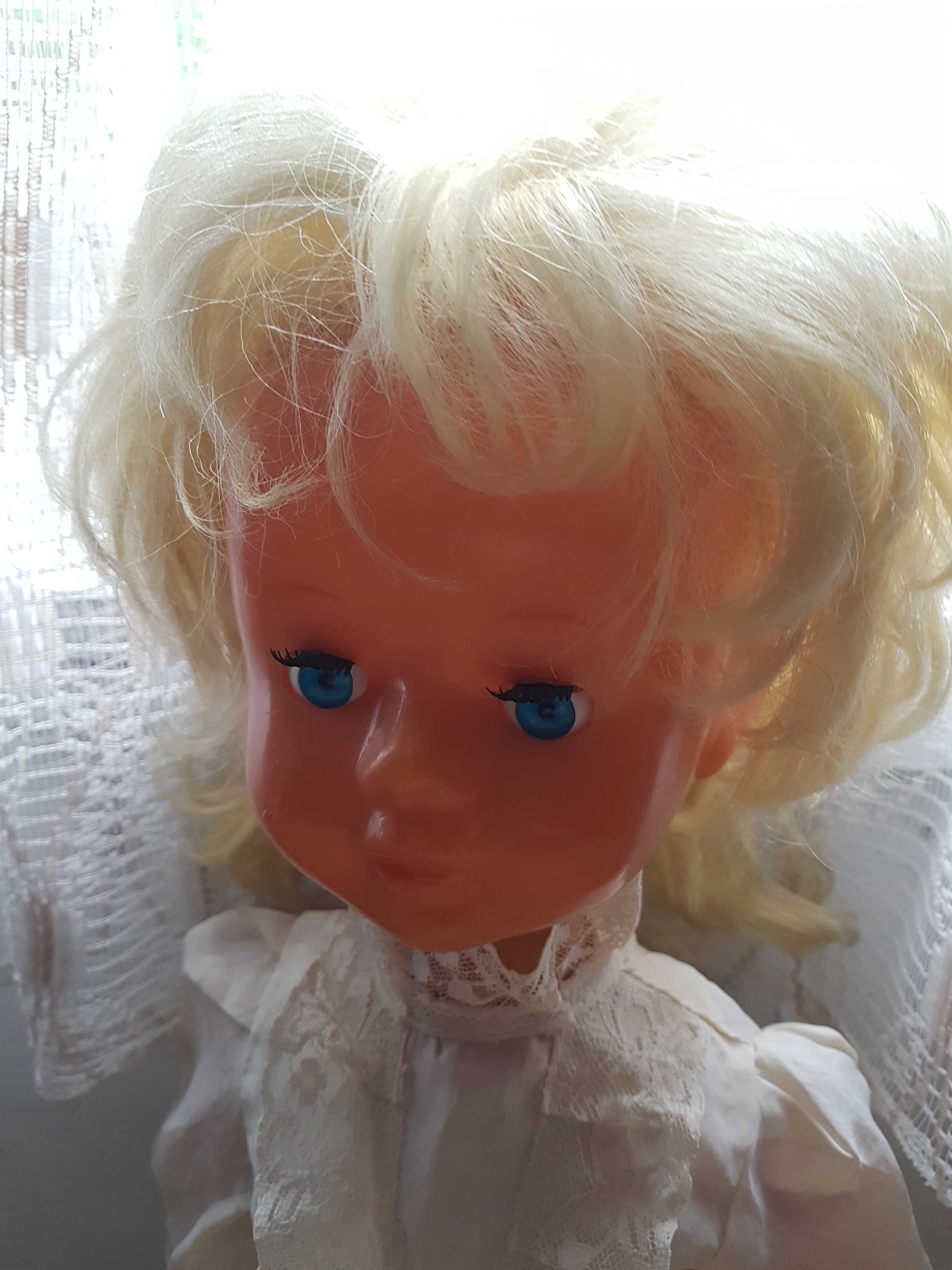 Duża blond piękność lalka z PRLu, 70 cm