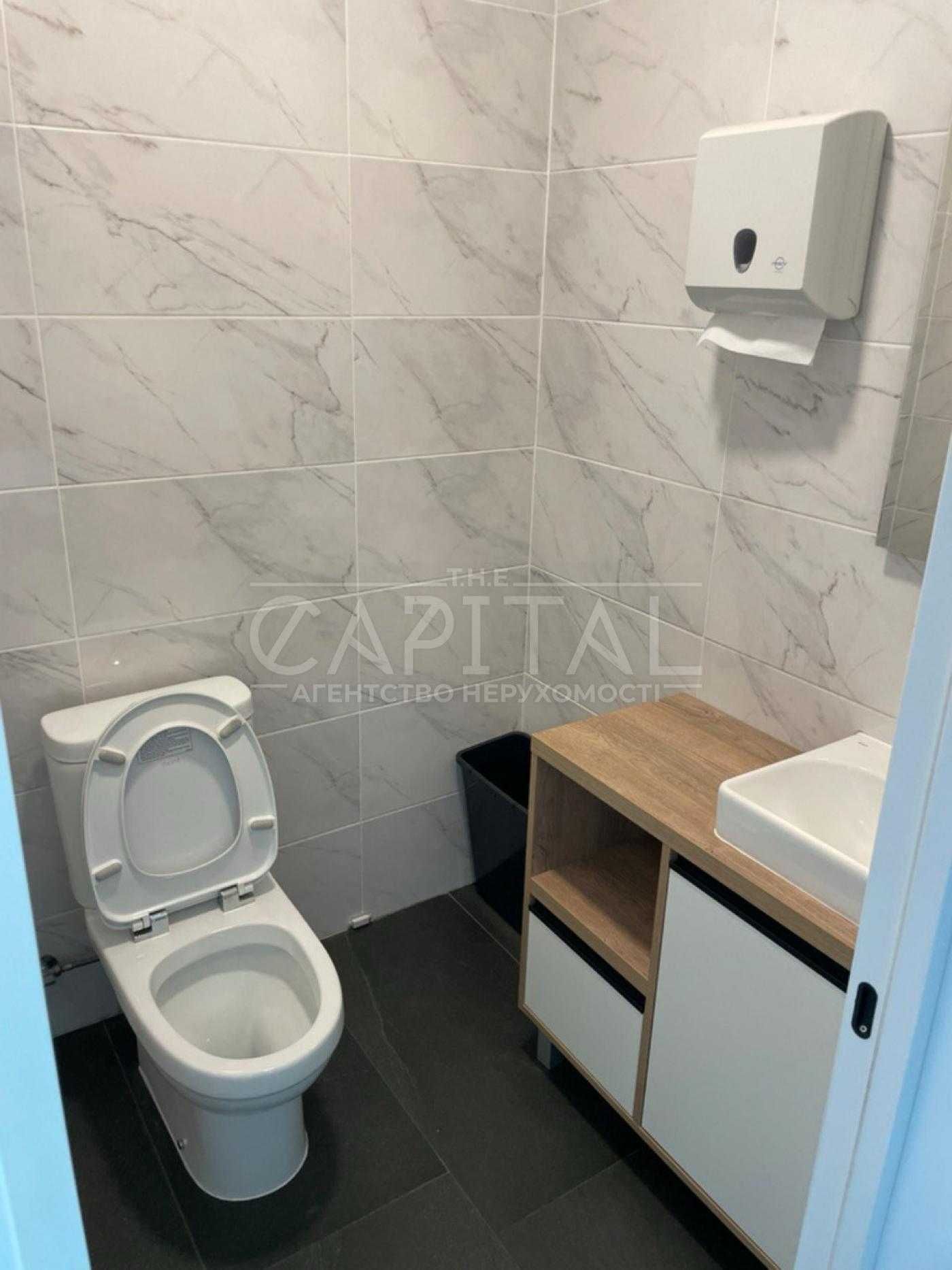 Офіс, метро Вокзальна з меблями 250м2